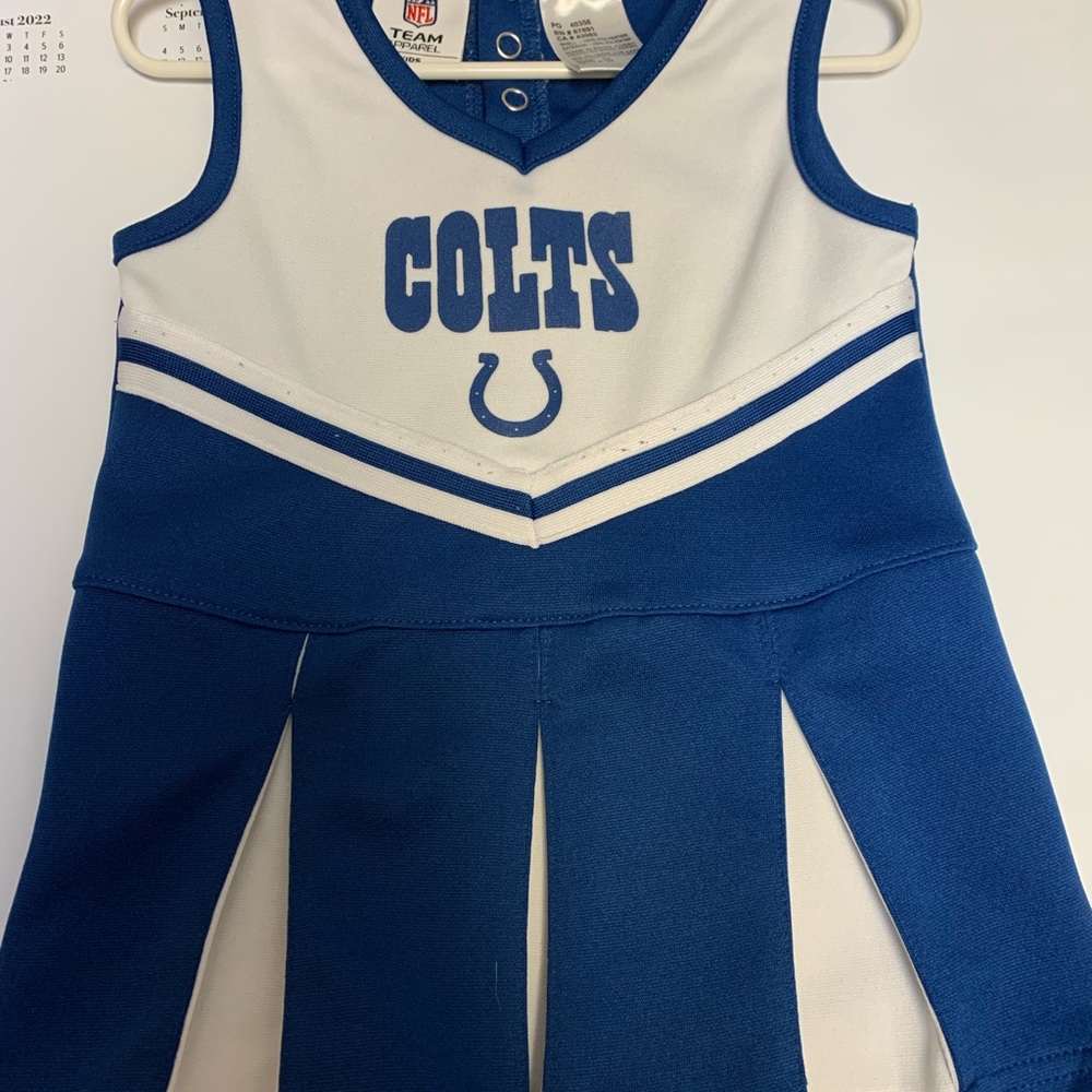 Youth Colts cheerleading 2T